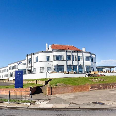 Menzies Silverlink Park South Shields Bagian luar foto