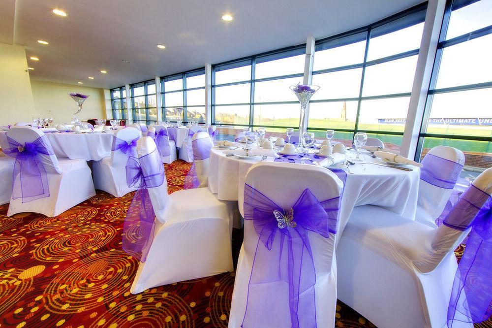 Menzies Silverlink Park South Shields Bagian luar foto