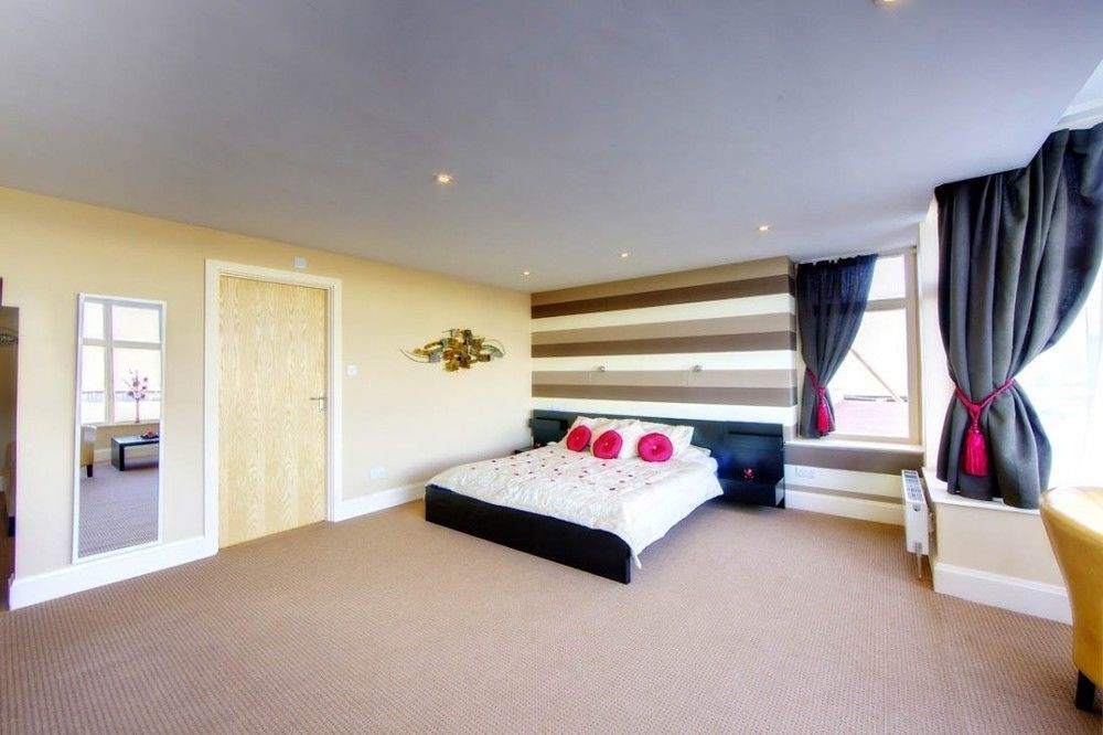 Menzies Silverlink Park South Shields Bagian luar foto