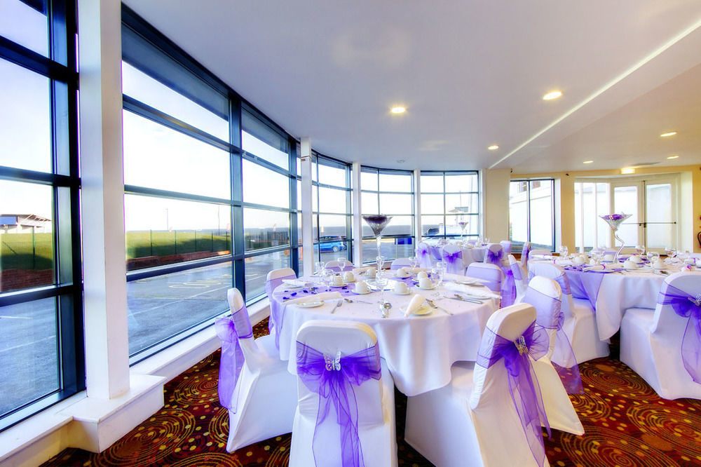 Menzies Silverlink Park South Shields Bagian luar foto