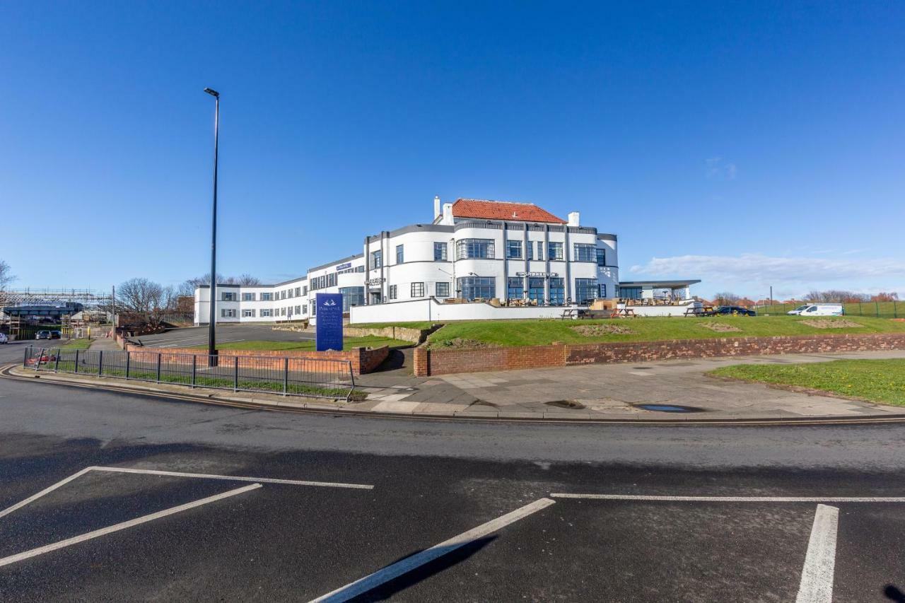 Menzies Silverlink Park South Shields Bagian luar foto
